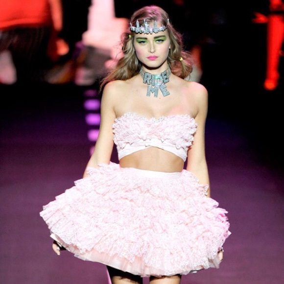 Betsey Johnson Runway RIDE ME Choker - Picture 2 of 9